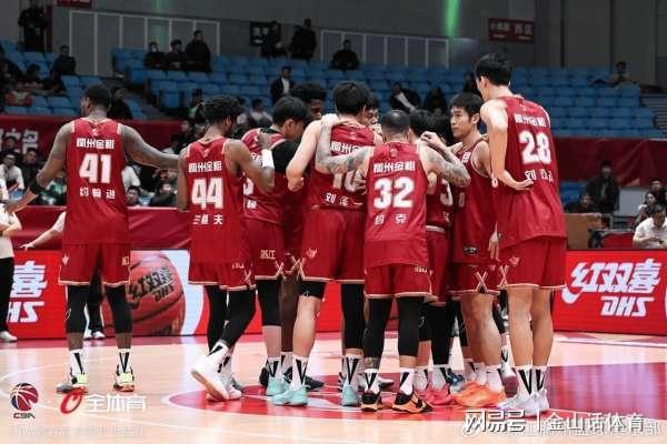 开云体育-唉！0分0板0助0断，一分钟3犯规，这种平庸之辈，咋进的国家队？